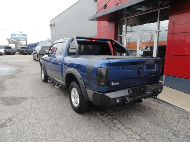 RAM 1500 4WD Crew Cab 140.5" Outdoorsman 2011