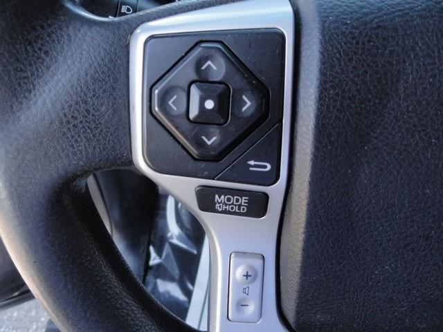 Toyota Tundra 4WD Truck Double Cab 4.6L V8 6-Spd AT SR5 (Natl) 2015