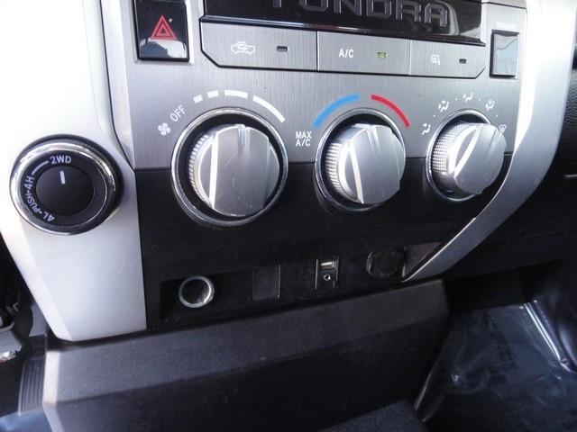 Toyota Tundra 4WD Truck Double Cab 4.6L V8 6-Spd AT SR5 (Natl) 2015