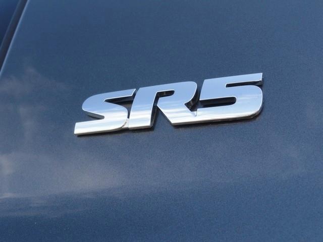 Toyota Tundra 4WD Truck Double Cab 4.6L V8 6-Spd AT SR5 (Natl) 2015