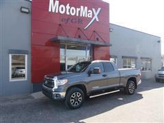2015 Toyota Tundra 4WD Truck 