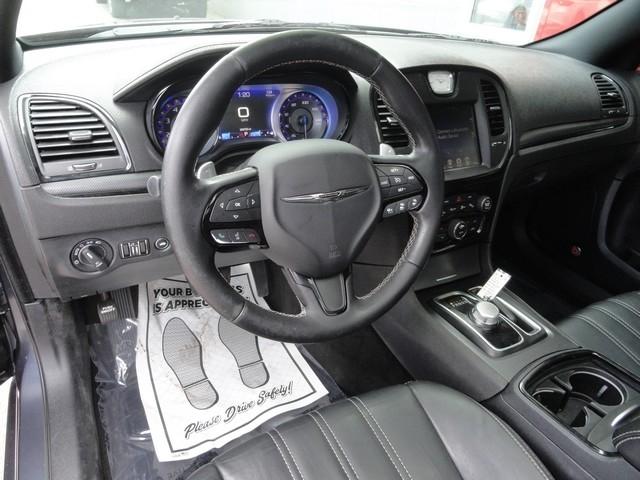 Chrysler 300 4dr Sdn 300S AWD 2016