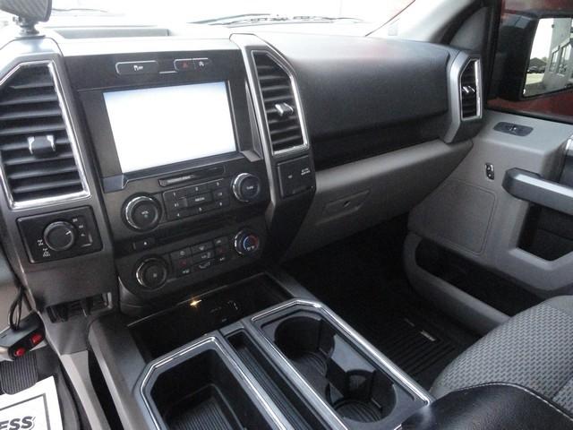 Ford 150 4WD SuperCab 145" Lariat 2015