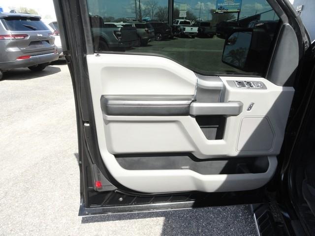 Ford 150 4WD SuperCab 145" Lariat 2015