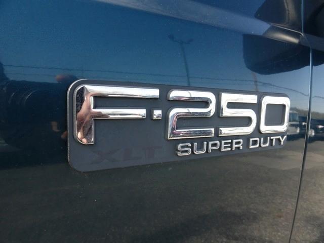 Ford Super Duty F-250 Supercab 142" Lariat 4WD 1999