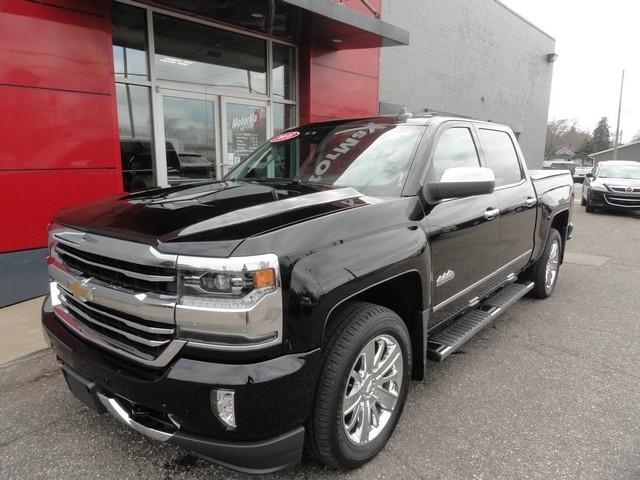 Chevrolet Silverado 1500 4WD Crew Cab 143.5" High Country 2018
