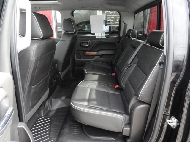 Chevrolet Silverado 1500 4WD Crew Cab 143.5" High Country 2018