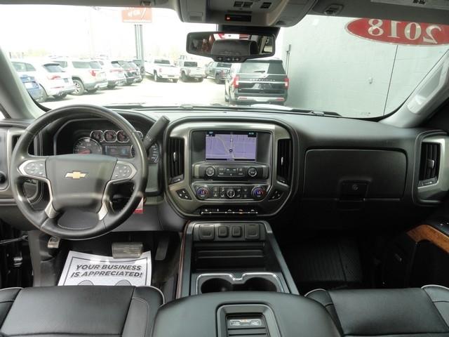 Chevrolet Silverado 1500 4WD Crew Cab 143.5" High Country 2018