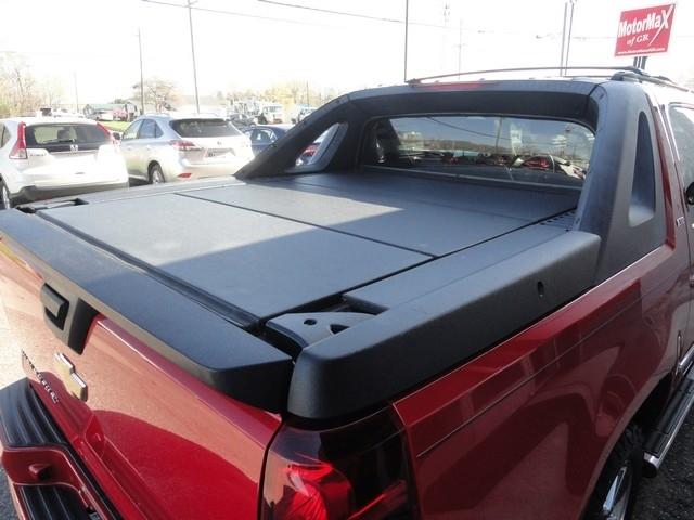 Chevrolet Avalanche 4WD Crew Cab LTZ 2012