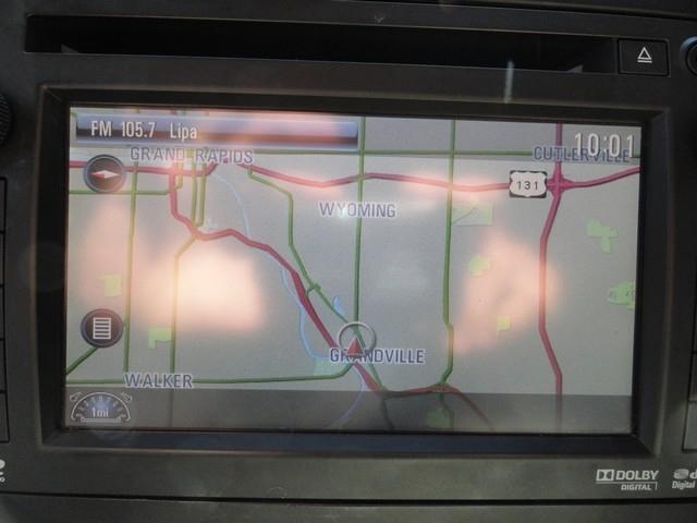 Chevrolet Avalanche 4WD Crew Cab LTZ 2012