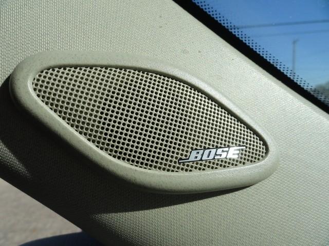 Chevrolet Avalanche 4WD Crew Cab LTZ 2012