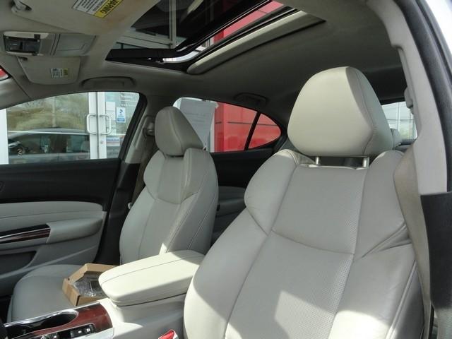 Acura TLX 4dr Sdn FWD Tech 2015