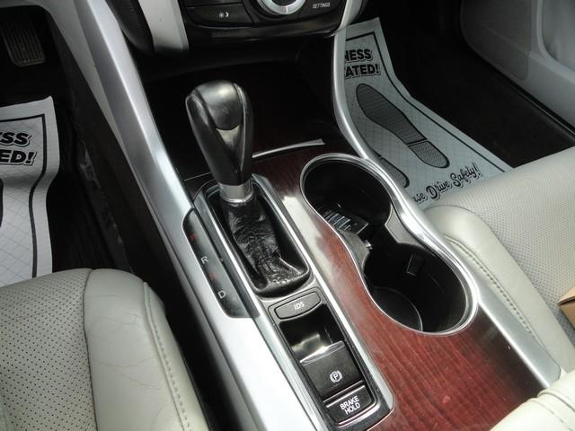 Acura TLX 4dr Sdn FWD Tech 2015
