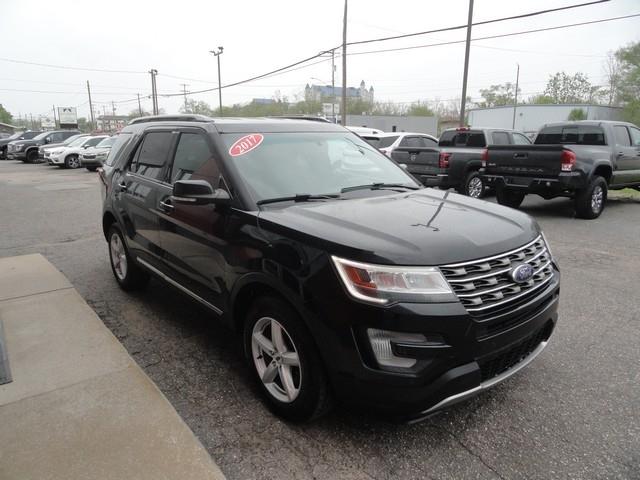 Ford Explorer XLT 4WD 2017