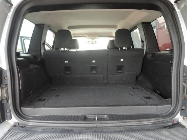 Jeep Liberty 4WD 4dr Sport 2012