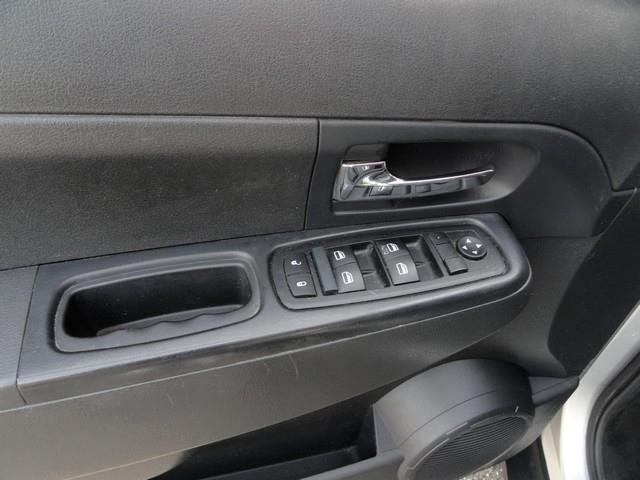 Jeep Liberty 4WD 4dr Sport 2012