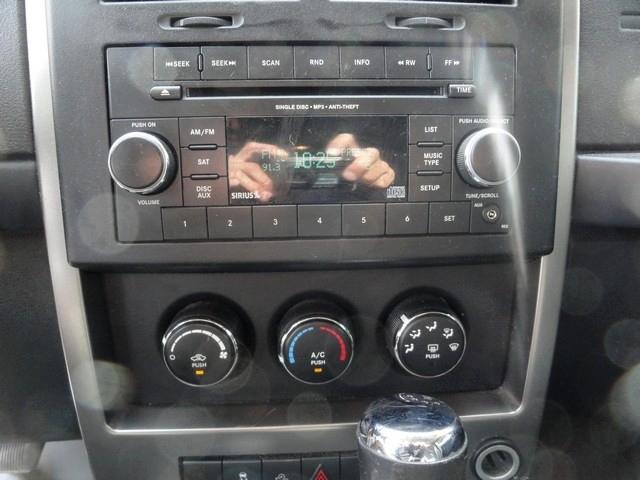 Jeep Liberty 4WD 4dr Sport 2012