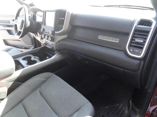 RAM 1500 Big Horn 4x4 Crew Cab 5'7" Box 2021