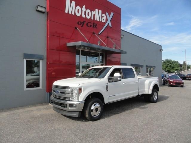 Ford Super Duty F-350 DRW King Ranch 4WD Crew Cab 8' Box 2019