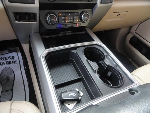 Ford Super Duty F-350 DRW King Ranch 4WD Crew Cab 8' Box 2019
