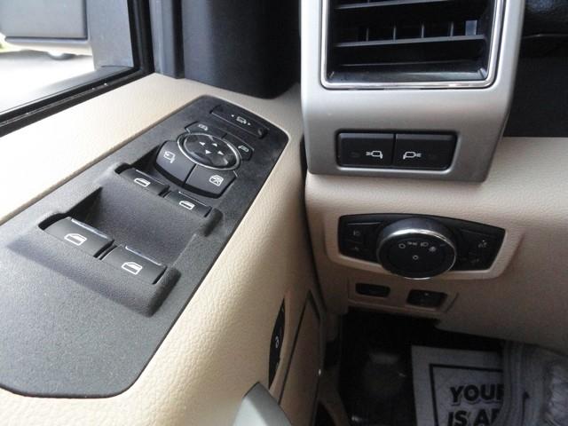 Ford Super Duty F-350 DRW King Ranch 4WD Crew Cab 8' Box 2019