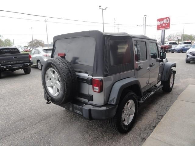 Jeep Wrangler Unlimited 4WD 4dr Sport 2016