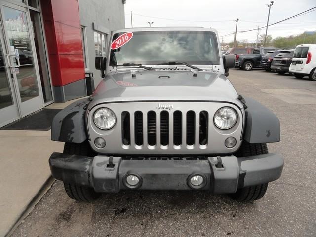 Jeep Wrangler Unlimited 4WD 4dr Sport 2016