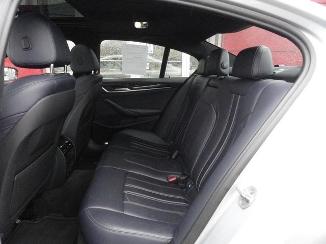 BMW 5 Series 530i xDrive Sedan 2018