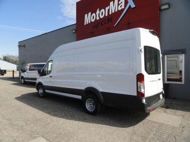 Ford Transit Cargo Van T-350 HD 148" EL Hi Rf 9950 GVWR DRW RWD 2022