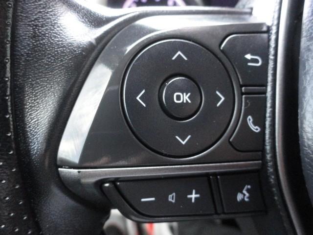 Toyota Camry SE Auto (Natl) 2021