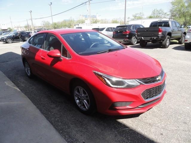 Chevrolet Cruze 4dr Sdn 1.4L LT w/1SD 2017