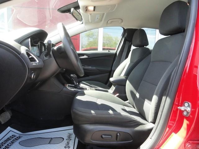 Chevrolet Cruze 4dr Sdn 1.4L LT w/1SD 2017