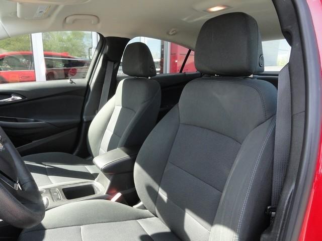 Chevrolet Cruze 4dr Sdn 1.4L LT w/1SD 2017