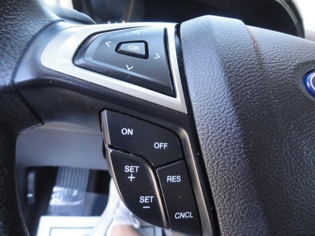 Ford Fusion S FWD 2020
