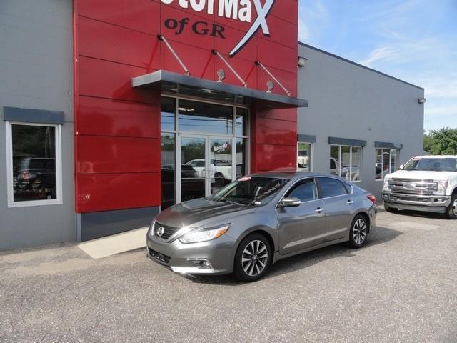 Nissan Altima 4dr Sdn I4 2.5 SV 2016