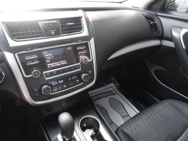 Nissan Altima 4dr Sdn I4 2.5 SV 2016