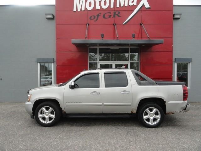 Chevrolet Avalanche 4WD Crew Cab 130" LTZ 2007
