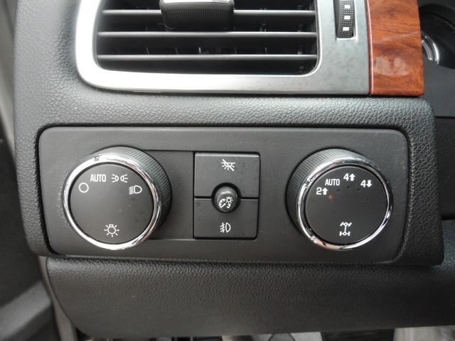 Chevrolet Avalanche 4WD Crew Cab 130" LTZ 2007