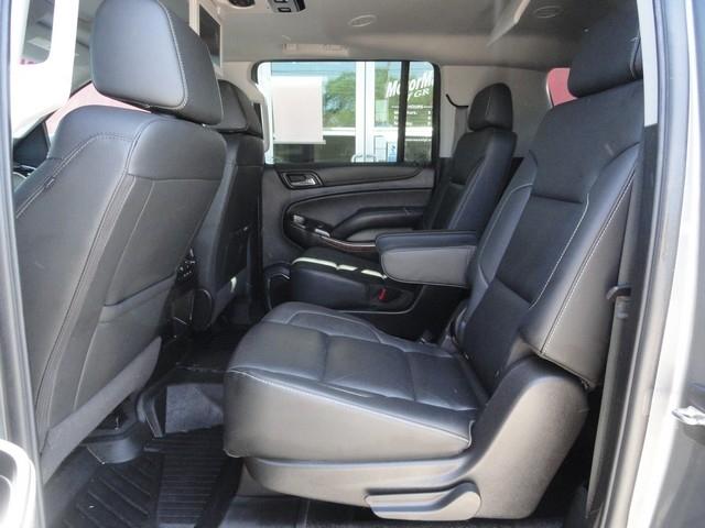 Chevrolet Suburban 4WD 4dr Premier 2020