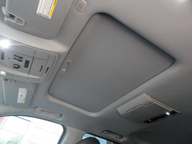 Chevrolet Suburban 4WD 4dr Premier 2020