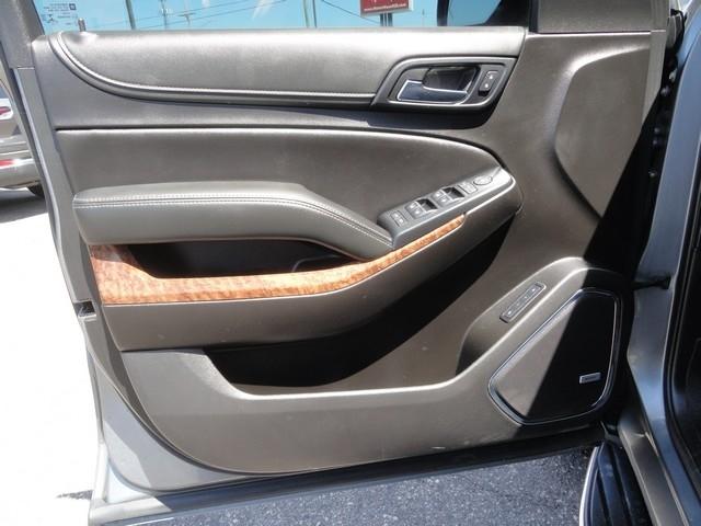 Chevrolet Suburban 4WD 4dr Premier 2020