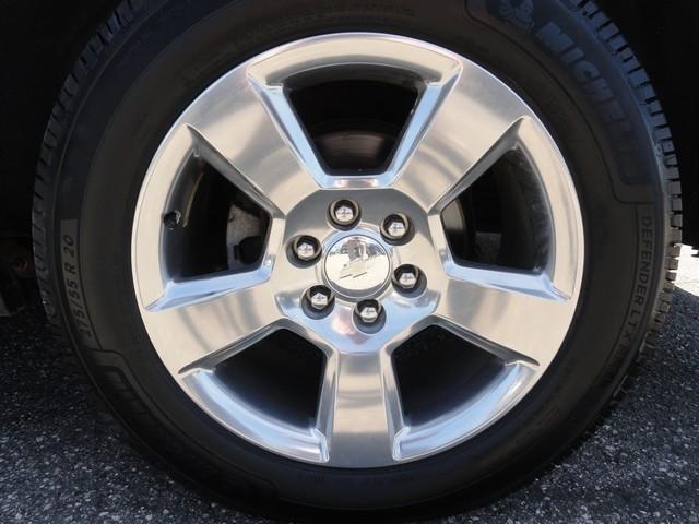 Chevrolet Suburban 4WD 4dr Premier 2020
