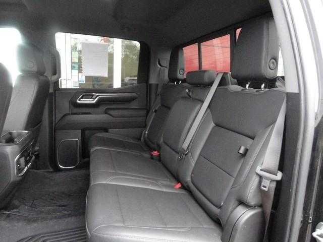 Chevrolet Silverado 1500 4WD Crew Cab 147" LTZ 2023