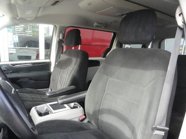 Chrysler Town & Country 4dr Wgn Touring 2012