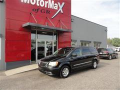 2012 Chrysler Town & Country 