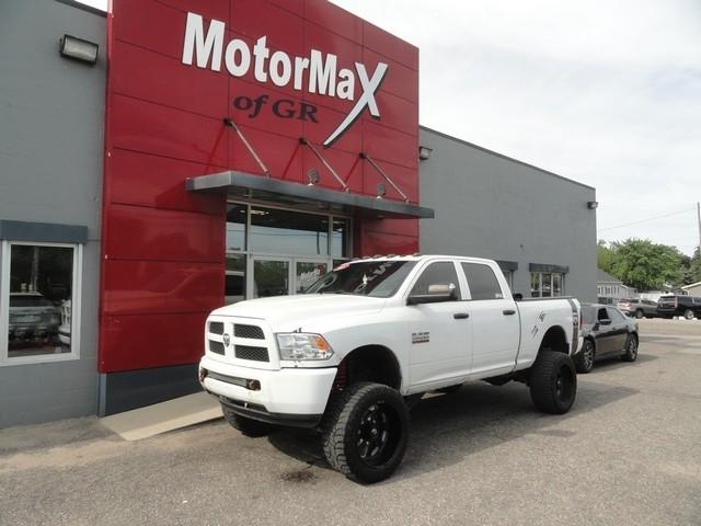 RAM 2500 4WD Crew Cab 149" ST 2015