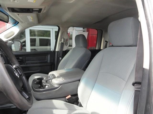 RAM 2500 4WD Crew Cab 149" ST 2015