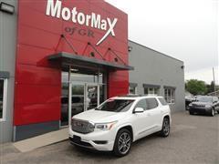 2017 GMC Acadia 