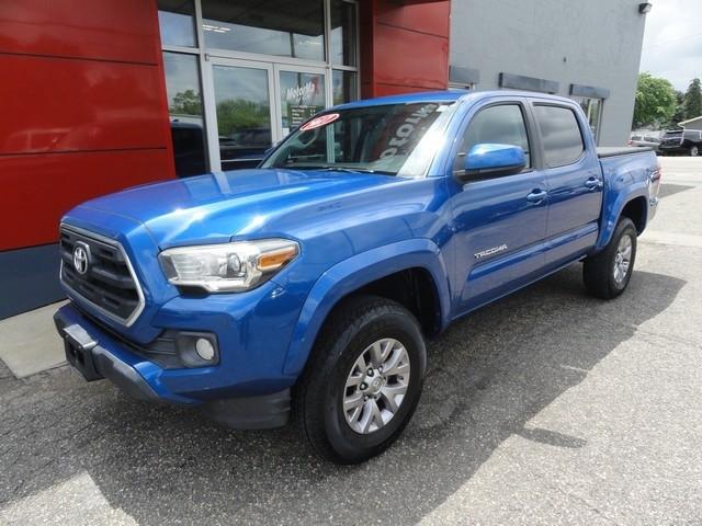 Toyota Tacoma TRD Off Road Double Cab 5' Bed V6 4x4 MT (Natl) 2017