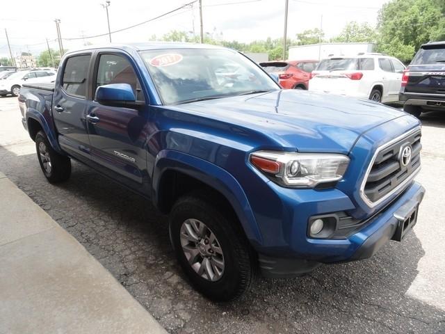 Toyota Tacoma TRD Off Road Double Cab 5' Bed V6 4x4 MT (Natl) 2017